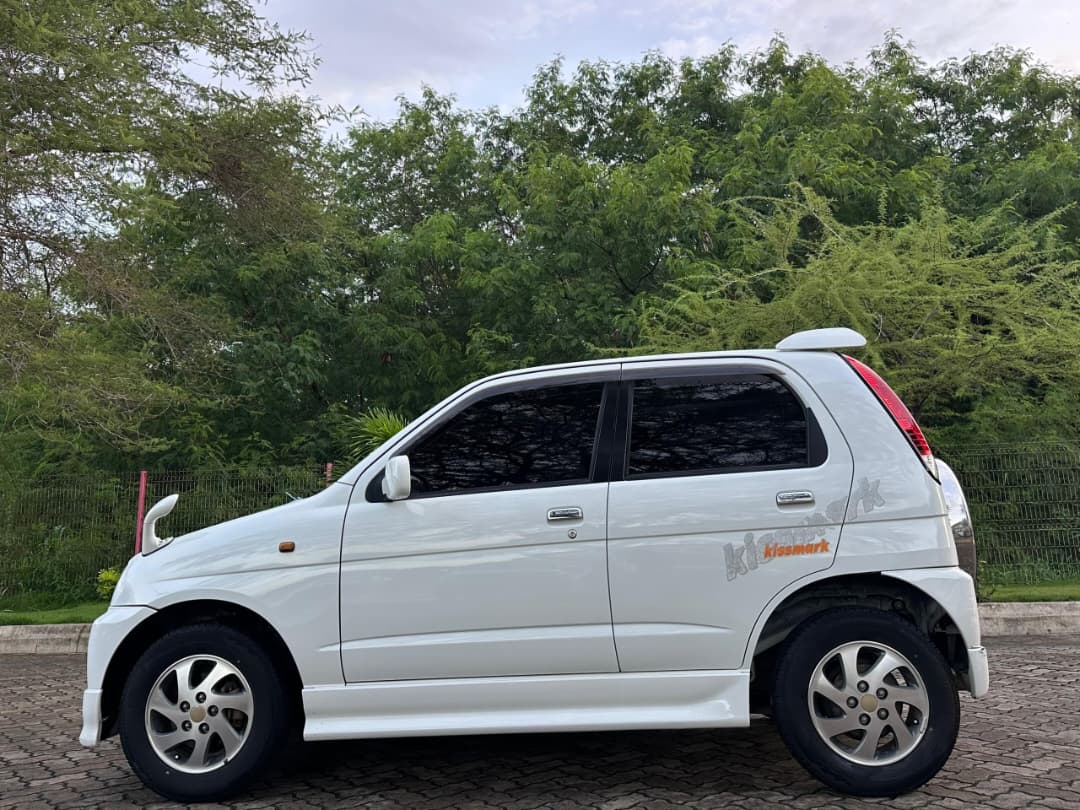 DAIHATSU TERIOS KID SPORT'S thumbnail 3